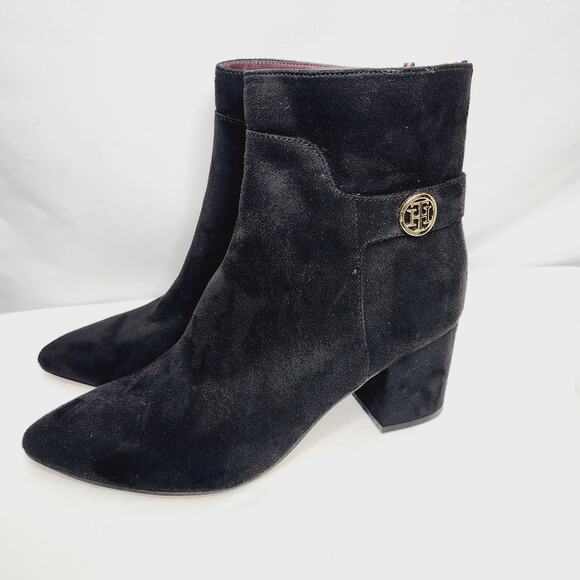 Tommy Hilfiger Hazelle Black  Almond Toe Chunky Heel Side Zip Ankle Boots 9M - Picture 6 of 12